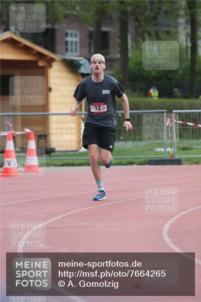 13.04.2025 - Hammer Lauf A. Gomolzig http://msf.ph/oto/7664265 13.04.2025 11:52:14 Ziel 12, 17 meine-sportfotos.de