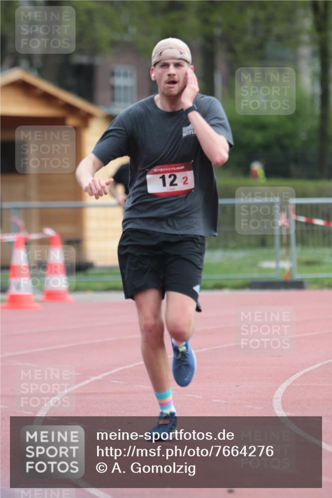 13.04.2025 - Hammer Lauf A. Gomolzig http://msf.ph/oto/7664276 13.04.2025 11:52:16 Ziel 12, 17 meine-sportfotos.de