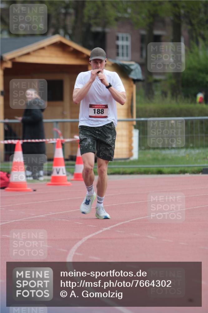 13.04.2025 - Hammer Lauf A. Gomolzig http://msf.ph/oto/7664302 13.04.2025 11:52:51 Ziel 188 meine-sportfotos.de