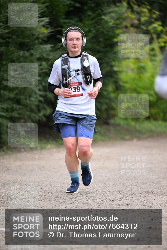 13.04.2025 - Hammer Lauf Dr. Thomas Lammeyer http://msf.ph/oto/7664312 13.04.2025 11:34:06 Laufen 39 meine-sportfotos.de
