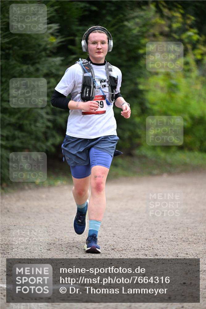 13.04.2025 - Hammer Lauf Dr. Thomas Lammeyer http://msf.ph/oto/7664316 13.04.2025 11:34:06 Laufen 39 meine-sportfotos.de
