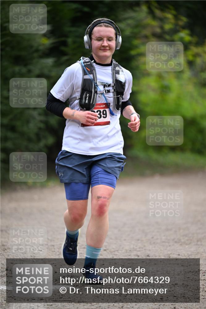 13.04.2025 - Hammer Lauf Dr. Thomas Lammeyer http://msf.ph/oto/7664329 13.04.2025 11:34:07 Laufen 39 meine-sportfotos.de