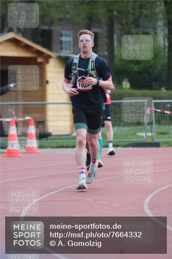 13.04.2025 - Hammer Lauf A. Gomolzig http://msf.ph/oto/7664332 13.04.2025 11:53:56 Ziel 161, 273, 730, 1028 meine-sportfotos.de