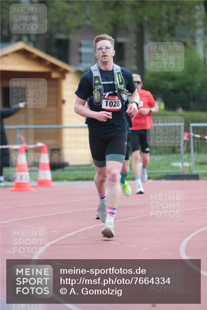 13.04.2025 - Hammer Lauf A. Gomolzig http://msf.ph/oto/7664334 13.04.2025 11:53:57 Ziel 161, 273, 730, 1028 meine-sportfotos.de