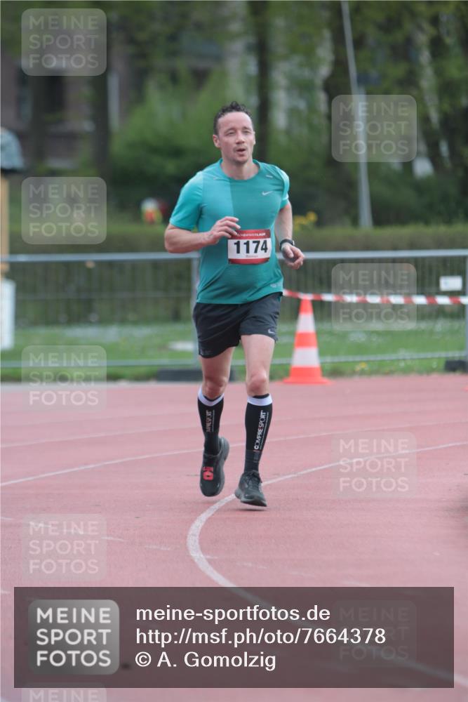 13.04.2025 - Hammer Lauf A. Gomolzig http://msf.ph/oto/7664378 13.04.2025 11:54:40 Ziel 1174 meine-sportfotos.de