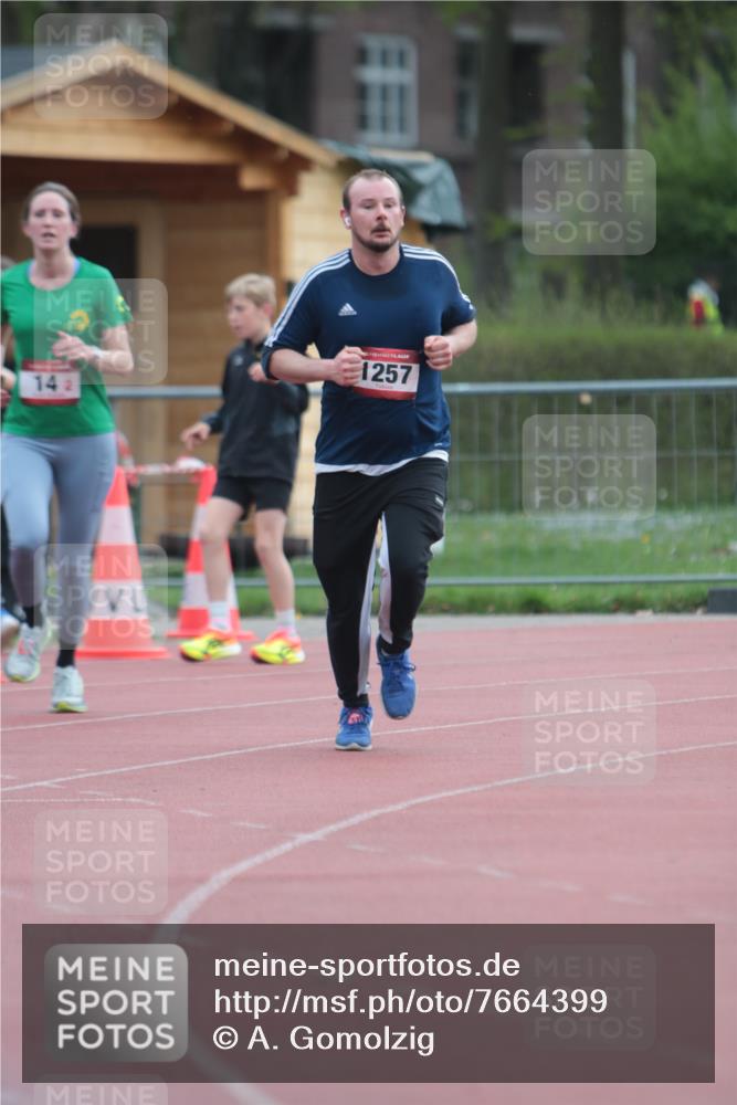13.04.2025 - Hammer Lauf A. Gomolzig http://msf.ph/oto/7664399 13.04.2025 11:54:57 Ziel 14, 1173, 1257 meine-sportfotos.de