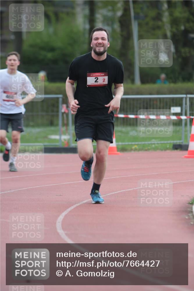13.04.2025 - Hammer Lauf A. Gomolzig http://msf.ph/oto/7664427 13.04.2025 11:55:23 Ziel 2, 227, 468, 874 meine-sportfotos.de