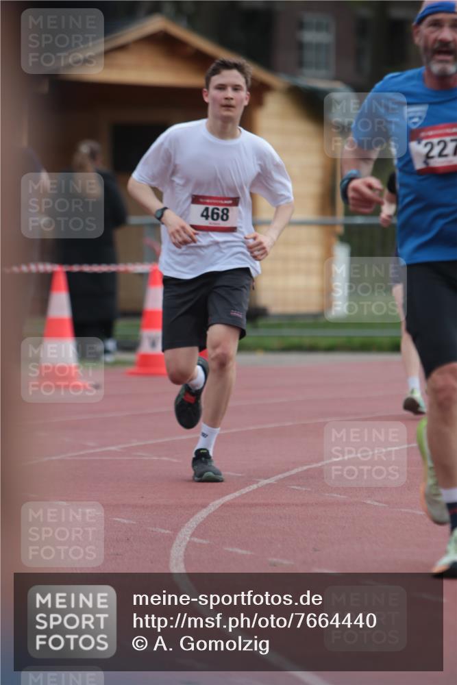 13.04.2025 - Hammer Lauf A. Gomolzig http://msf.ph/oto/7664440 13.04.2025 11:55:26 Ziel 2, 227, 468, 874 meine-sportfotos.de