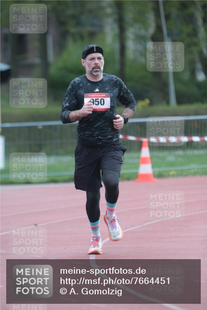 13.04.2025 - Hammer Lauf A. Gomolzig http://msf.ph/oto/7664451 13.04.2025 11:55:44 Ziel 950, 1900 meine-sportfotos.de