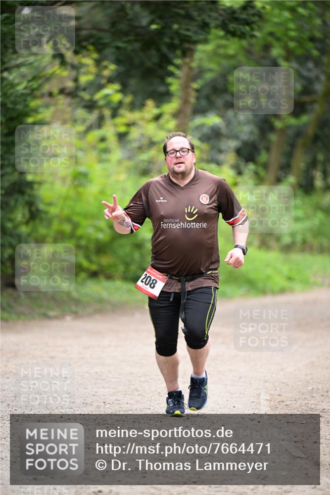 13.04.2025 - Hammer Lauf Dr. Thomas Lammeyer http://msf.ph/oto/7664471 13.04.2025 11:34:48 Laufen 208 meine-sportfotos.de