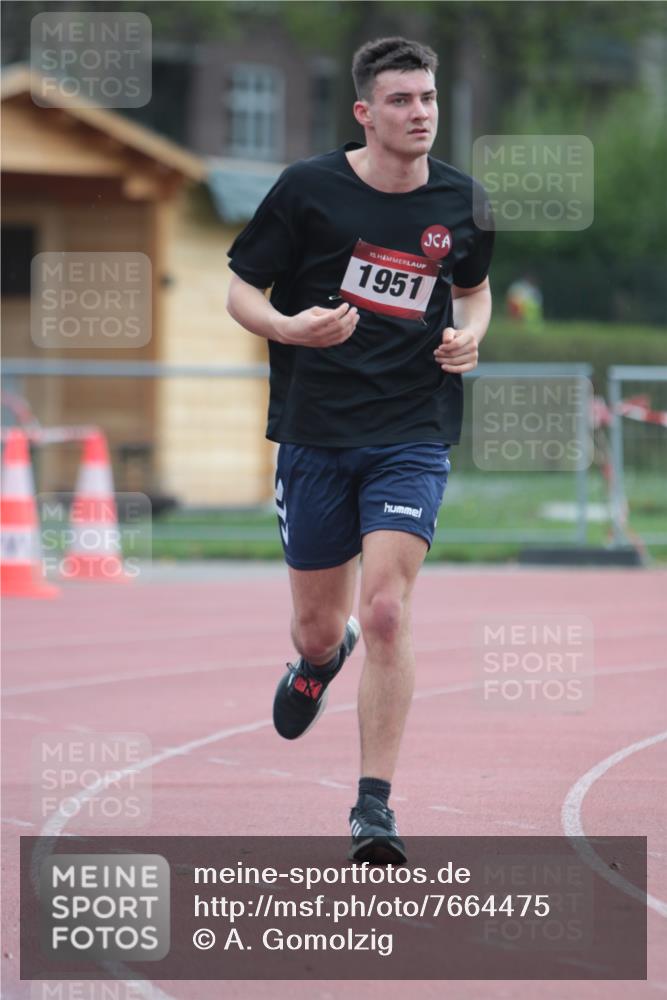 13.04.2025 - Hammer Lauf A. Gomolzig http://msf.ph/oto/7664475 13.04.2025 11:56:02 Ziel 1951 meine-sportfotos.de
