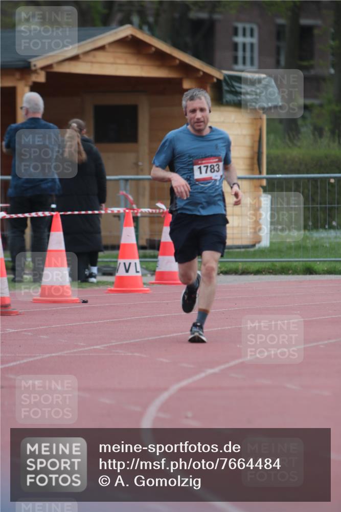 13.04.2025 - Hammer Lauf A. Gomolzig http://msf.ph/oto/7664484 13.04.2025 11:56:27 Ziel 1783 meine-sportfotos.de
