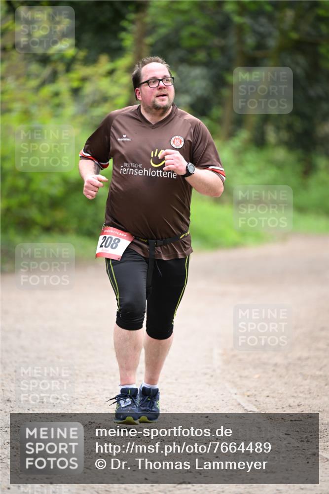 13.04.2025 - Hammer Lauf Dr. Thomas Lammeyer http://msf.ph/oto/7664489 13.04.2025 11:34:49 Laufen 208 meine-sportfotos.de