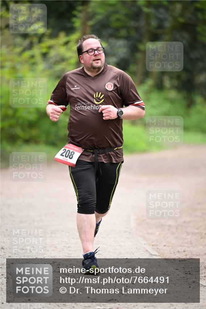 13.04.2025 - Hammer Lauf Dr. Thomas Lammeyer http://msf.ph/oto/7664491 13.04.2025 11:34:49 Laufen 208 meine-sportfotos.de