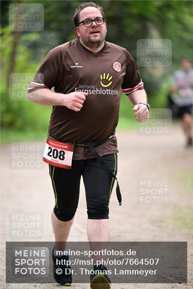 13.04.2025 - Hammer Lauf Dr. Thomas Lammeyer http://msf.ph/oto/7664507 13.04.2025 11:34:50 Laufen 208 meine-sportfotos.de