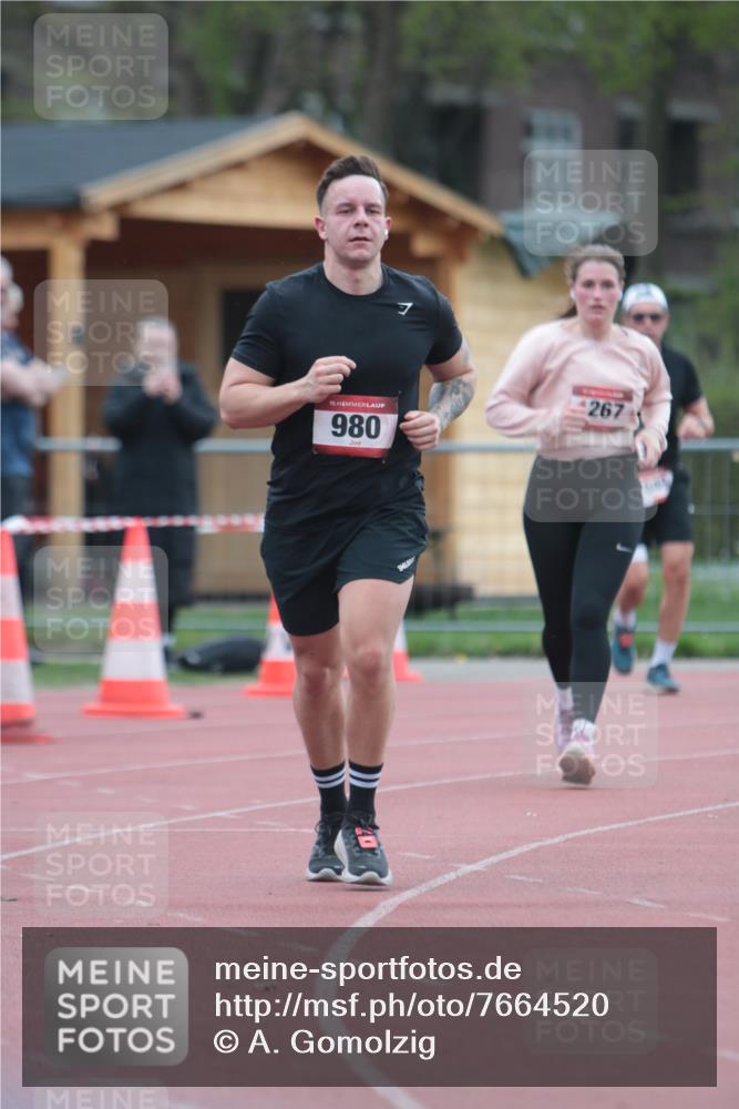 13.04.2025 - Hammer Lauf A. Gomolzig http://msf.ph/oto/7664520 13.04.2025 11:57:14 Ziel 475, 980, 1049, 1267 meine-sportfotos.de