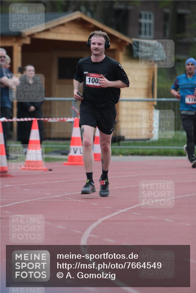 13.04.2025 - Hammer Lauf A. Gomolzig http://msf.ph/oto/7664549 13.04.2025 11:57:53 Ziel 178, 1002 meine-sportfotos.de