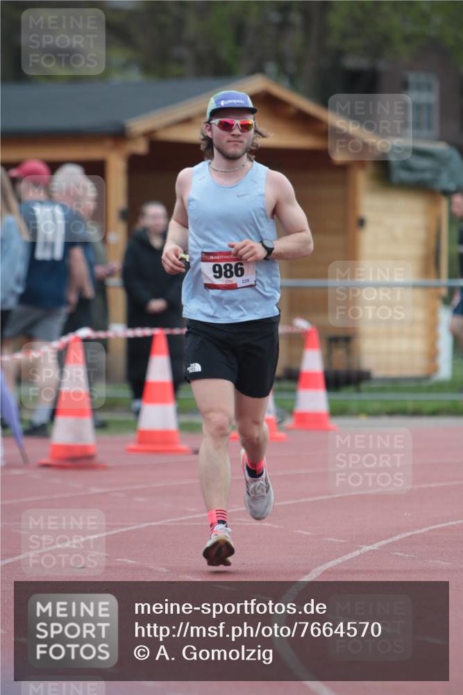 13.04.2025 - Hammer Lauf A. Gomolzig http://msf.ph/oto/7664570 13.04.2025 11:58:09 Ziel 313, 986 meine-sportfotos.de
