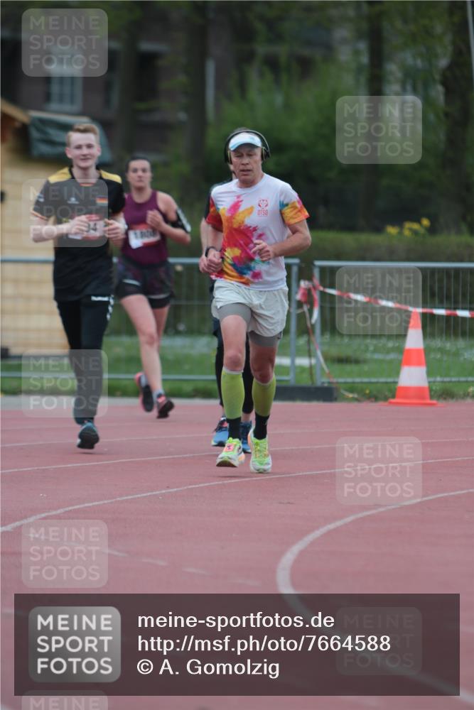 13.04.2025 - Hammer Lauf A. Gomolzig http://msf.ph/oto/7664588 13.04.2025 11:58:25 Ziel 693, 704, 1341, 1808 meine-sportfotos.de