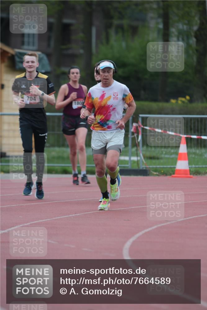 13.04.2025 - Hammer Lauf A. Gomolzig http://msf.ph/oto/7664589 13.04.2025 11:58:26 Ziel 693, 704, 1341, 1808 meine-sportfotos.de