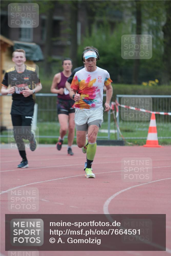 13.04.2025 - Hammer Lauf A. Gomolzig http://msf.ph/oto/7664591 13.04.2025 11:58:26 Ziel 693, 704, 1341, 1808 meine-sportfotos.de