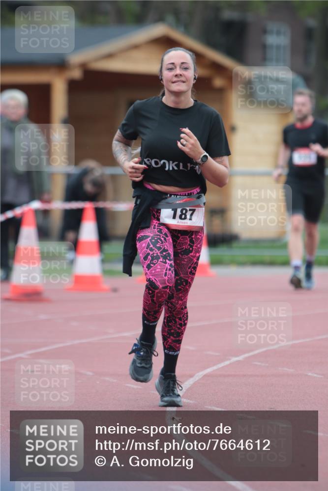 13.04.2025 - Hammer Lauf A. Gomolzig http://msf.ph/oto/7664612 13.04.2025 11:58:41 Ziel 187, 231 meine-sportfotos.de