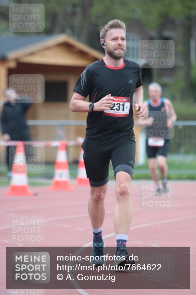 13.04.2025 - Hammer Lauf A. Gomolzig http://msf.ph/oto/7664622 13.04.2025 11:58:46 Ziel 231 meine-sportfotos.de