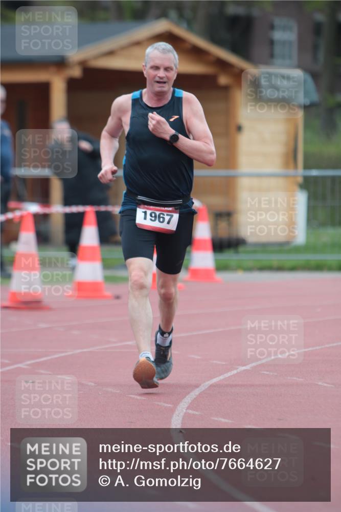 13.04.2025 - Hammer Lauf A. Gomolzig http://msf.ph/oto/7664627 13.04.2025 11:58:51 Ziel  meine-sportfotos.de