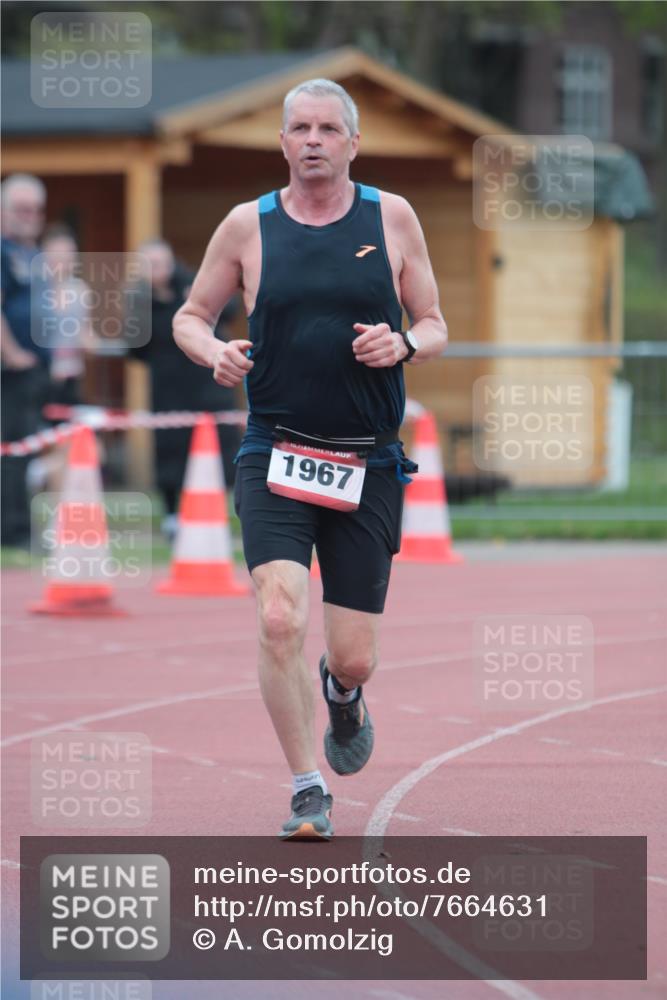 13.04.2025 - Hammer Lauf A. Gomolzig http://msf.ph/oto/7664631 13.04.2025 11:58:52 Ziel 1921 meine-sportfotos.de