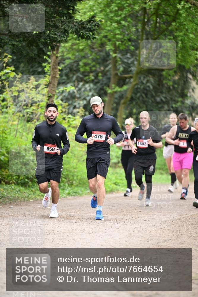 13.04.2025 - Hammer Lauf Dr. Thomas Lammeyer http://msf.ph/oto/7664654 13.04.2025 11:35:46 Laufen 858, 476, 1802 meine-sportfotos.de