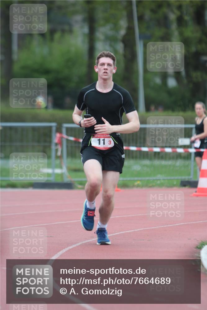 13.04.2025 - Hammer Lauf A. Gomolzig http://msf.ph/oto/7664689 13.04.2025 11:59:33 Ziel 11, 432 meine-sportfotos.de