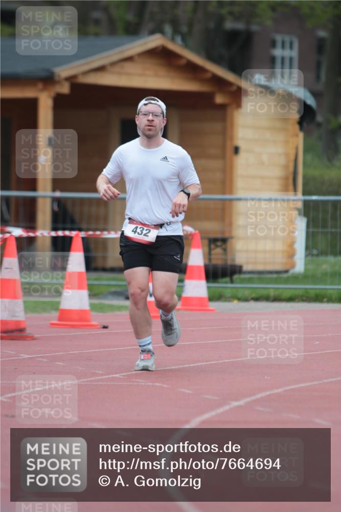 13.04.2025 - Hammer Lauf A. Gomolzig http://msf.ph/oto/7664694 13.04.2025 11:59:37 Ziel 432 meine-sportfotos.de