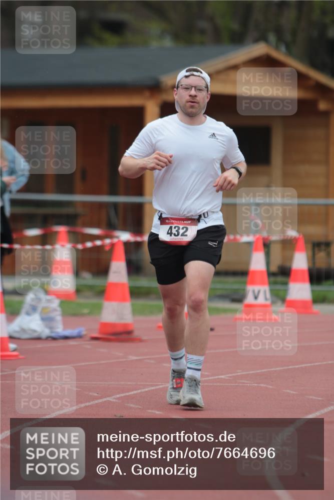 13.04.2025 - Hammer Lauf A. Gomolzig http://msf.ph/oto/7664696 13.04.2025 11:59:39 Ziel 432 meine-sportfotos.de