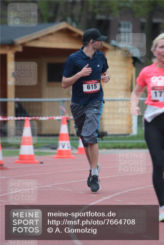 13.04.2025 - Hammer Lauf A. Gomolzig http://msf.ph/oto/7664708 13.04.2025 11:59:53 Ziel 334, 615, 1772 meine-sportfotos.de