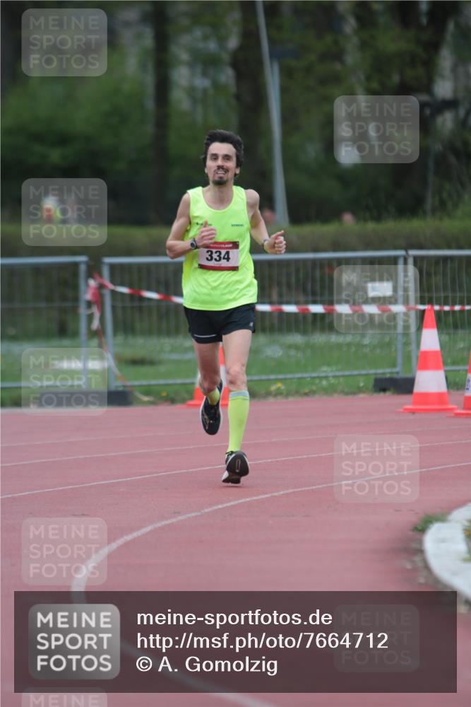13.04.2025 - Hammer Lauf A. Gomolzig http://msf.ph/oto/7664712 13.04.2025 11:59:56 Ziel 334, 572, 615, 1772 meine-sportfotos.de