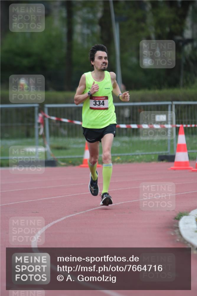 13.04.2025 - Hammer Lauf A. Gomolzig http://msf.ph/oto/7664716 13.04.2025 11:59:56 Ziel 334, 572, 615, 1772 meine-sportfotos.de
