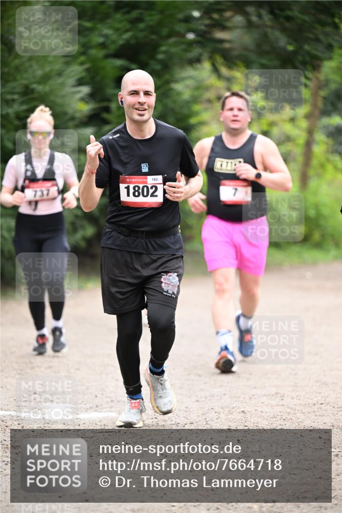 13.04.2025 - Hammer Lauf Dr. Thomas Lammeyer http://msf.ph/oto/7664718 13.04.2025 11:35:54 Laufen 737, 15, 183, 1802, 38 meine-sportfotos.de