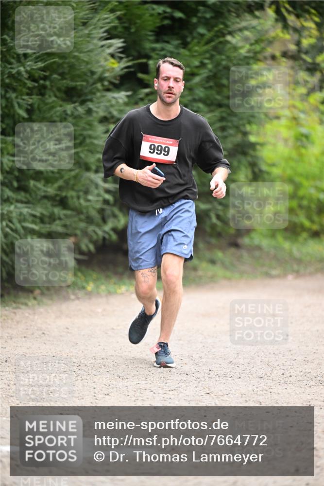 13.04.2025 - Hammer Lauf Dr. Thomas Lammeyer http://msf.ph/oto/7664772 13.04.2025 11:36:01 Laufen 15, 999 meine-sportfotos.de