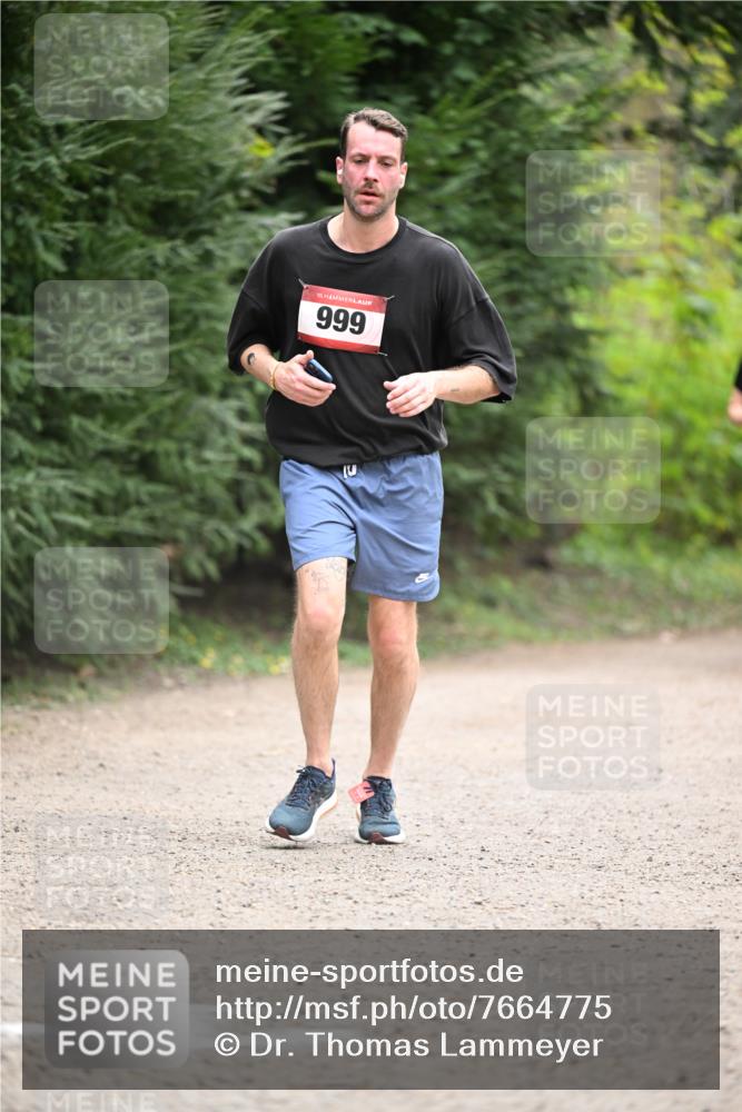 13.04.2025 - Hammer Lauf Dr. Thomas Lammeyer http://msf.ph/oto/7664775 13.04.2025 11:36:01 Laufen 15, 999 meine-sportfotos.de