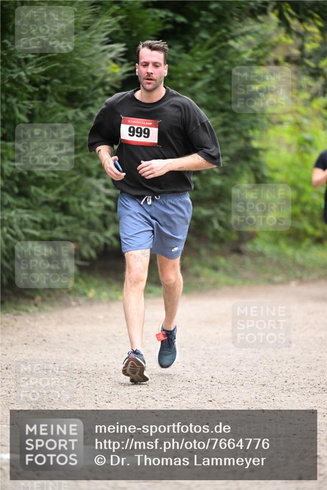 13.04.2025 - Hammer Lauf Dr. Thomas Lammeyer http://msf.ph/oto/7664776 13.04.2025 11:36:01 Laufen 15, 999 meine-sportfotos.de
