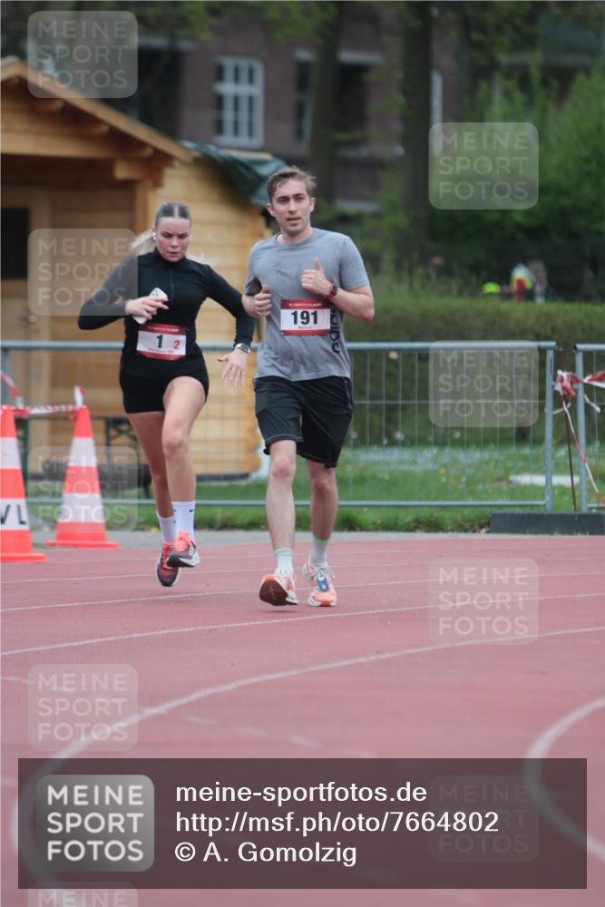 13.04.2025 - Hammer Lauf A. Gomolzig http://msf.ph/oto/7664802 13.04.2025 12:01:02 Ziel 1, 191 meine-sportfotos.de