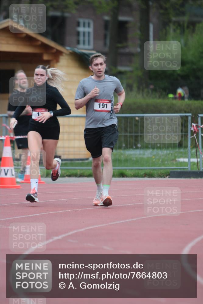 13.04.2025 - Hammer Lauf A. Gomolzig http://msf.ph/oto/7664803 13.04.2025 12:01:03 Ziel 1, 191 meine-sportfotos.de