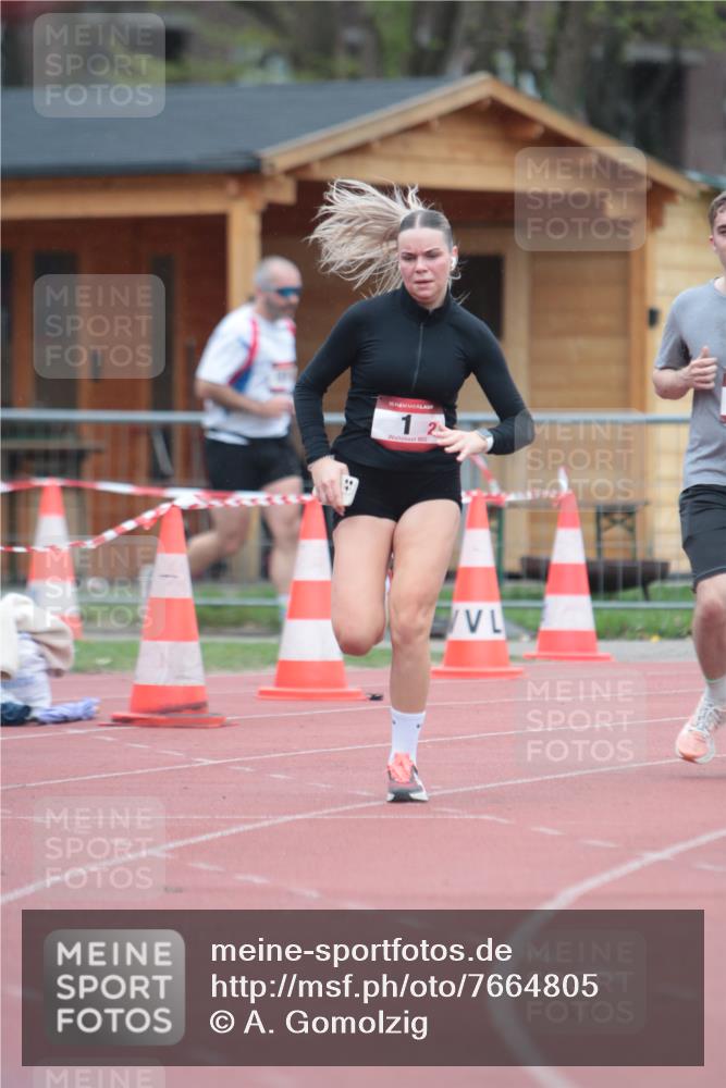 13.04.2025 - Hammer Lauf A. Gomolzig http://msf.ph/oto/7664805 13.04.2025 12:01:04 Ziel 1, 191, 1051 meine-sportfotos.de