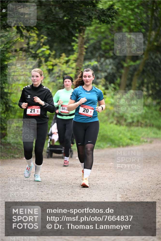 13.04.2025 - Hammer Lauf Dr. Thomas Lammeyer http://msf.ph/oto/7664837 13.04.2025 11:36:11 Laufen 211, 662, 15, 201 meine-sportfotos.de
