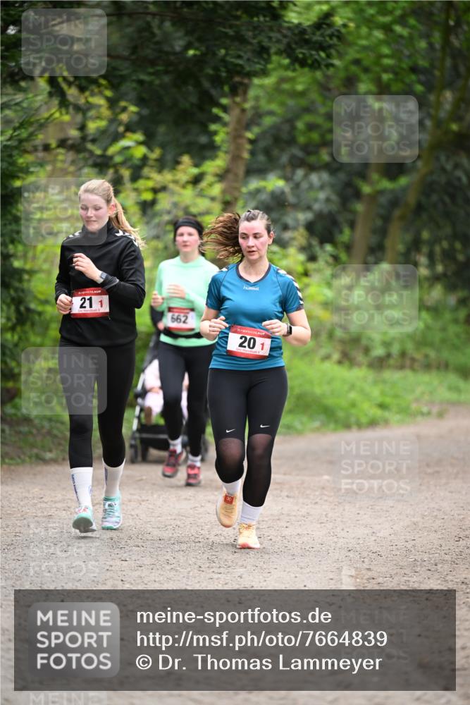13.04.2025 - Hammer Lauf Dr. Thomas Lammeyer http://msf.ph/oto/7664839 13.04.2025 11:36:11 Laufen 211, 662, 15, 201 meine-sportfotos.de