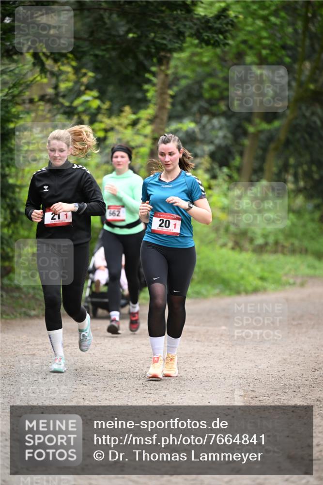 13.04.2025 - Hammer Lauf Dr. Thomas Lammeyer http://msf.ph/oto/7664841 13.04.2025 11:36:11 Laufen 211, 662, 15, 201, 1 meine-sportfotos.de