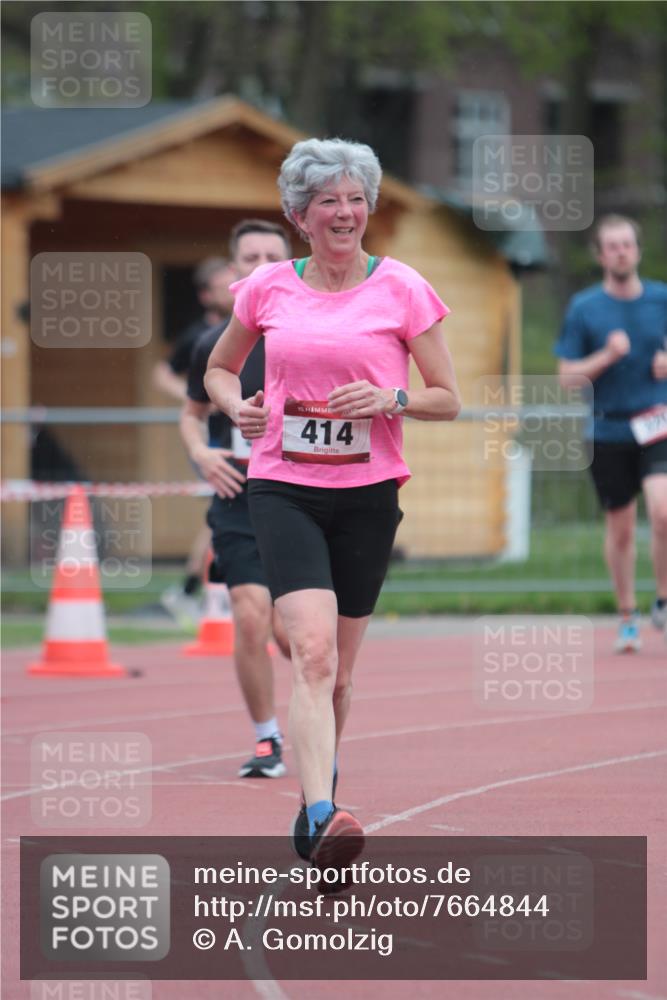 13.04.2025 - Hammer Lauf A. Gomolzig http://msf.ph/oto/7664844 13.04.2025 12:01:29 Ziel 320, 414, 442 meine-sportfotos.de