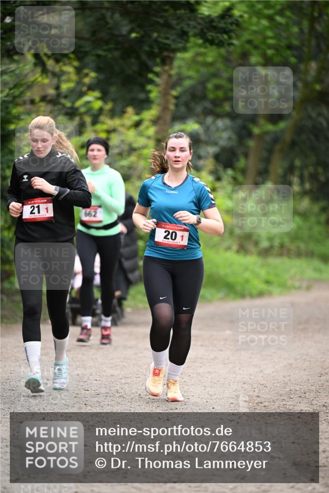 13.04.2025 - Hammer Lauf Dr. Thomas Lammeyer http://msf.ph/oto/7664853 13.04.2025 11:36:12 Laufen 21, 1, 3, 662, 15, 201, 1 meine-sportfotos.de