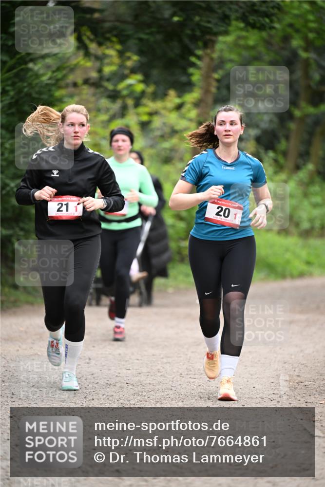 13.04.2025 - Hammer Lauf Dr. Thomas Lammeyer http://msf.ph/oto/7664861 13.04.2025 11:36:13 Laufen 15, 21, 1, 15, 201, 1 meine-sportfotos.de
