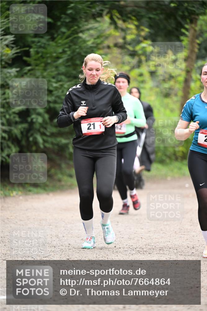 13.04.2025 - Hammer Lauf Dr. Thomas Lammeyer http://msf.ph/oto/7664864 13.04.2025 11:36:13 Laufen 15, 21, 1, 3, 15, 2 meine-sportfotos.de